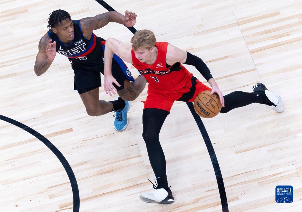 猛龙队惊险战胜活塞队 猛龙队惊险战胜活塞队