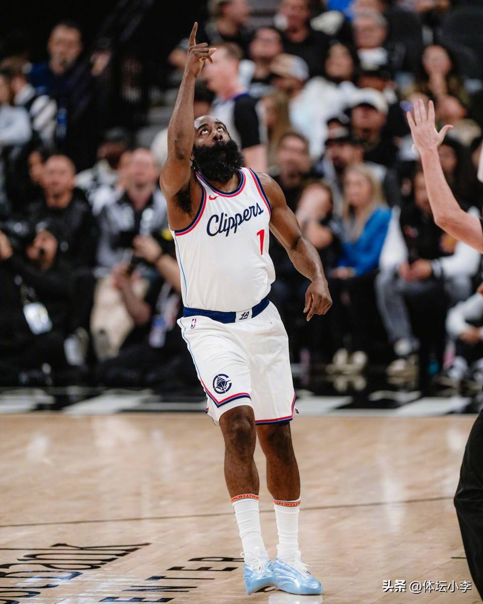 快船队的进攻战术受到热议