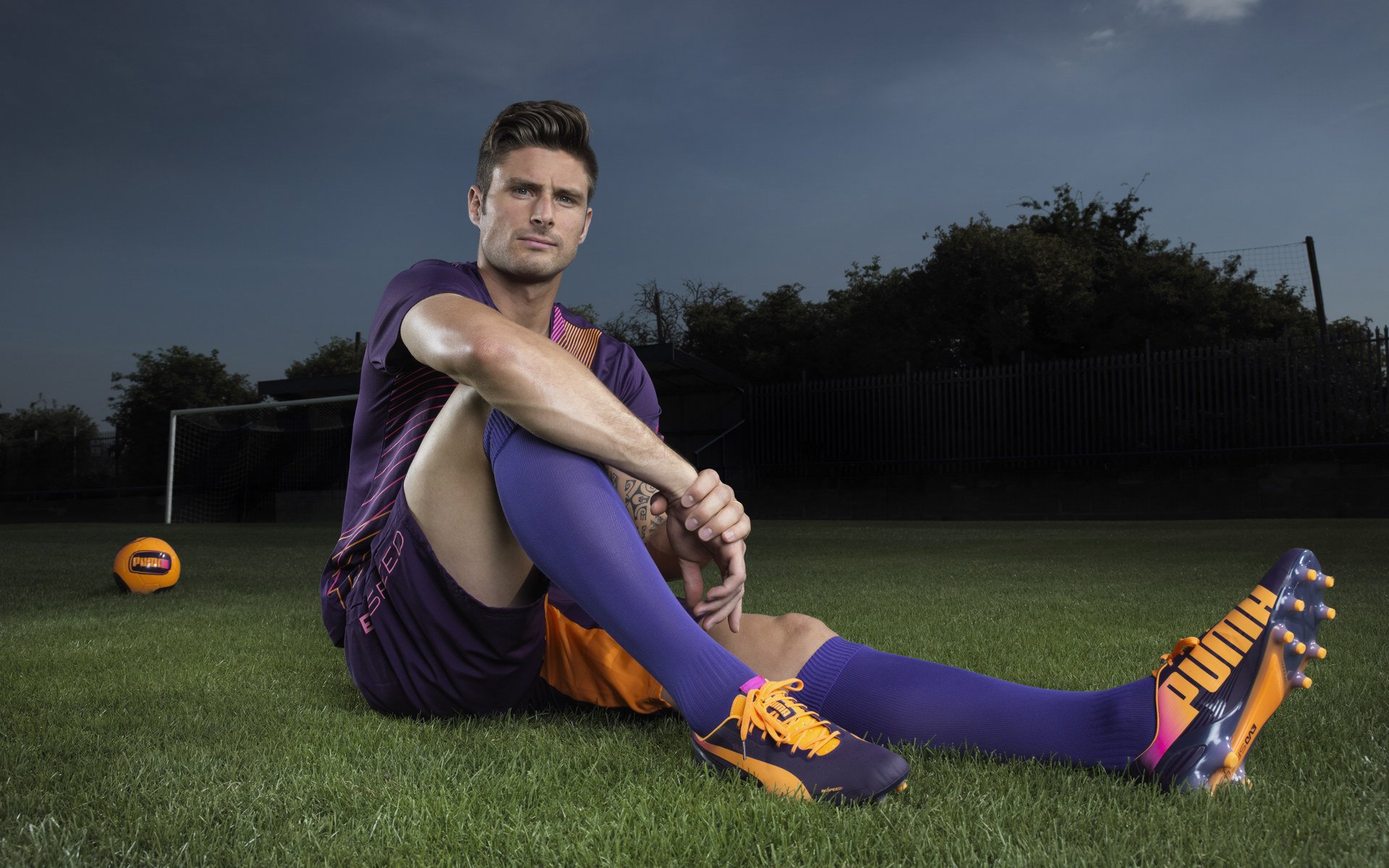 开云体育登录-北非风暴席卷格子军团，本泽马越老越妖诠释绿茵真谛